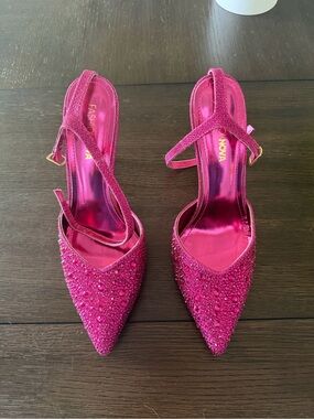 Fashion Nova Fuchsia Crystal Pointed Slingback Heels
